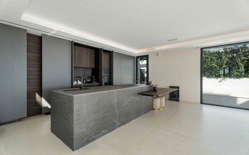 Property slide 20