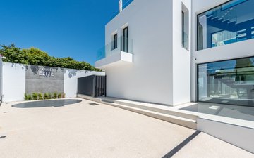 Property slide 45