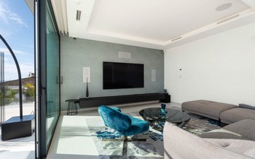 Property slide 9