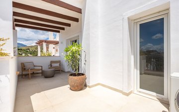 Property slide 21