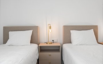 Property slide 18