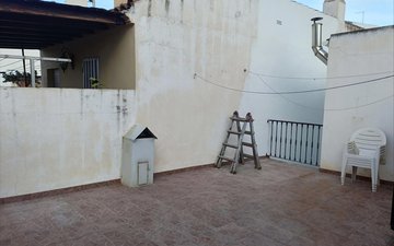 Property slide 22