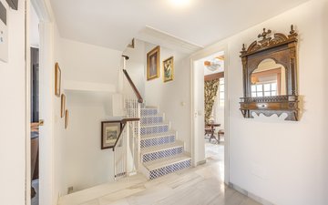 Property slide 10