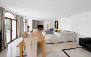 Property slide 17