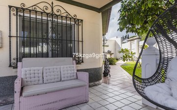 Property slide 22