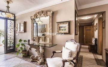 Property slide 25