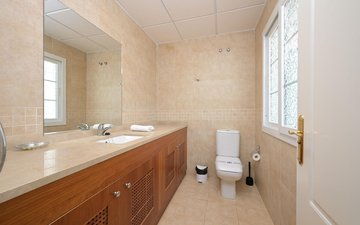 Property slide 25