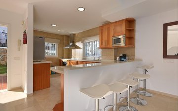 Property slide 40