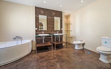 Property slide 16