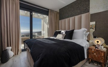 Property slide 25