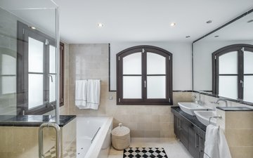Property slide 19