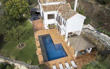 Property slide 41