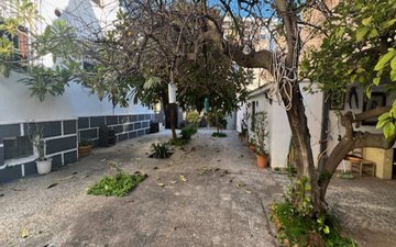 Property slide 25