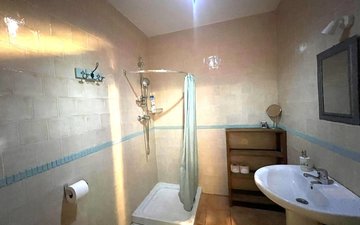 Property slide 10
