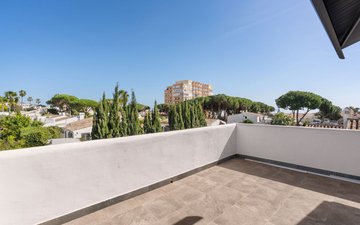 Property slide 16