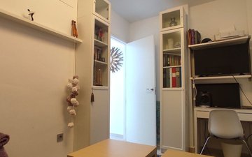Property slide 14
