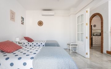 Property slide 14