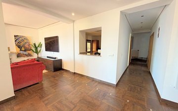 Property slide 25
