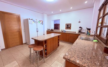 Property slide 28