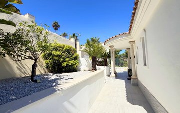 Property slide 47