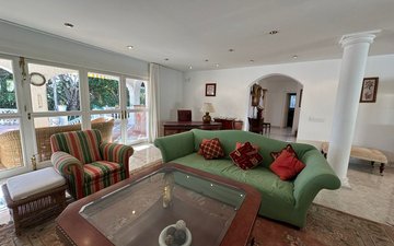 Property slide 14