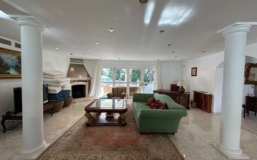 Property slide 15