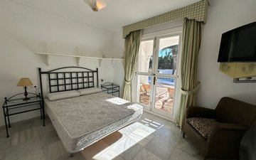 Property slide 22