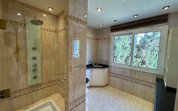 Property slide 33