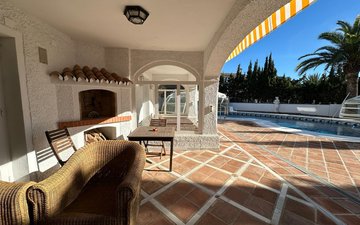 Property slide 40
