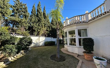 Property slide 58
