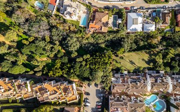 Property slide 48