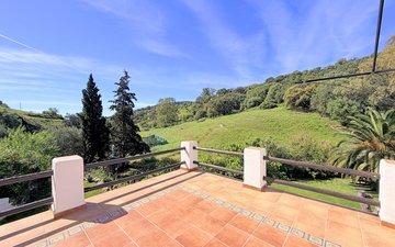 Property slide 10