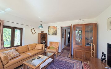 Property slide 6