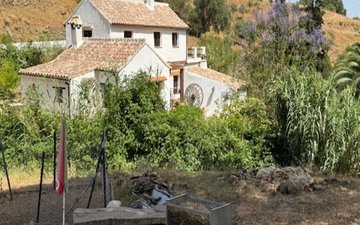 Property slide 29