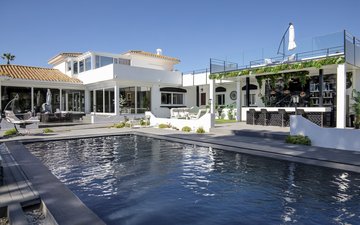Property slide 21