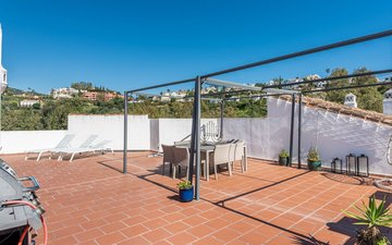 Property slide 24