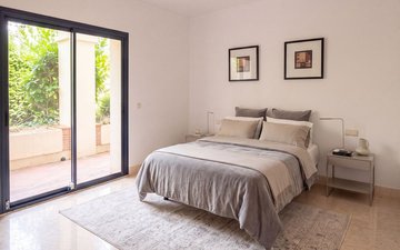 Property slide 10