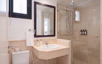 Property slide 16