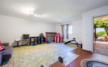 Property slide 33