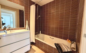 Property slide 24