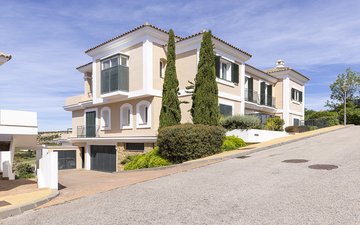 Property slide 42