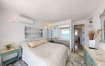 Property slide 24
