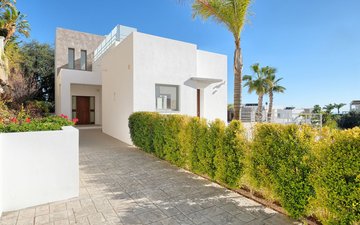 Property slide 21