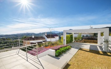 Property slide 24