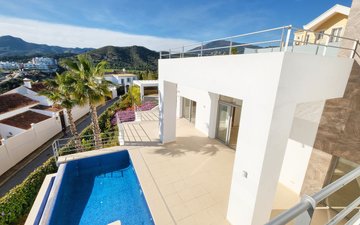 Property slide 31