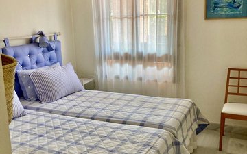 Property slide 18