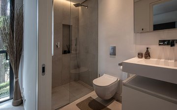 Property slide 33