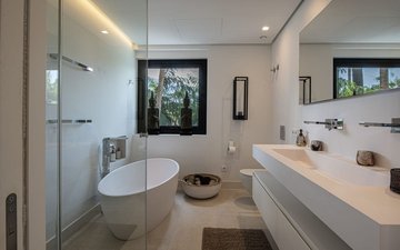 Property slide 36