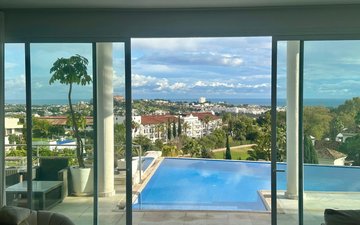 Property slide 10