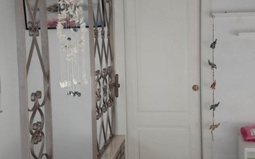 Property slide 32
